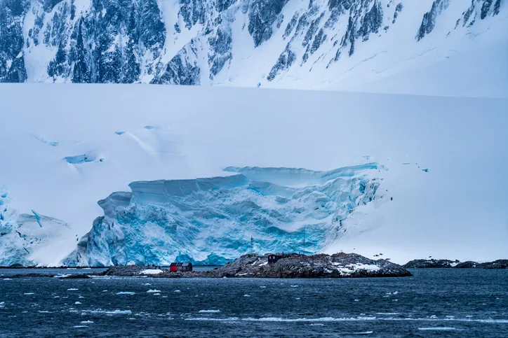 Port Lockroy Base on Goudier Island 