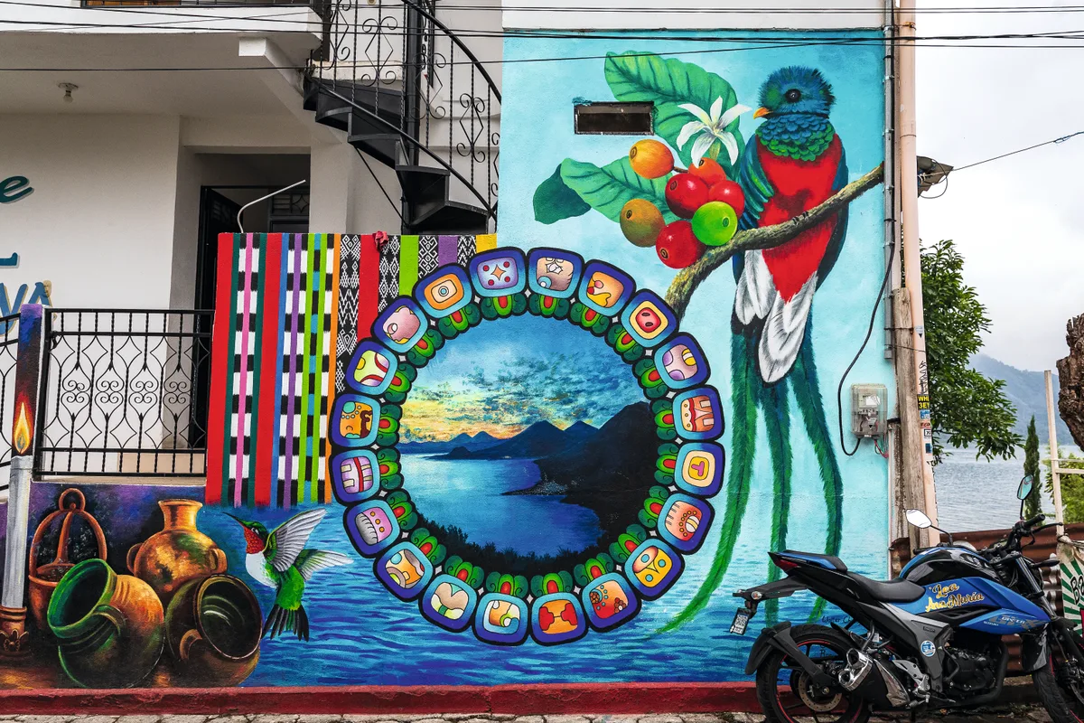 Guatemala’s national bird mural